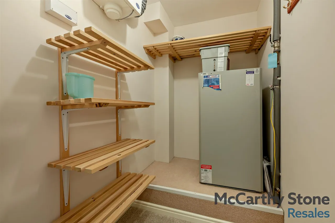 Oaklands Drive, Okehampton, EX20, photo 11