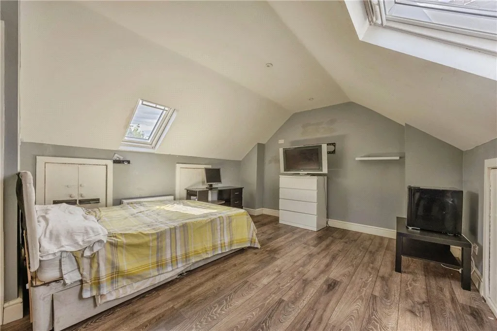 Pentlands Close, Mitcham, CR4, photo 18