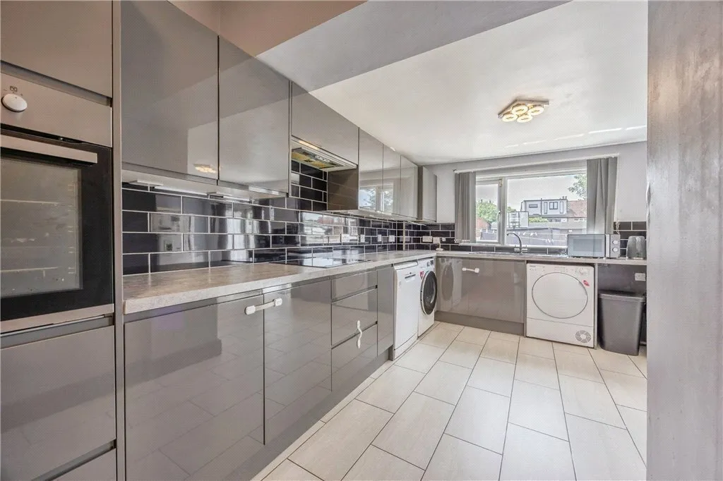 Pentlands Close, Mitcham, CR4, photo 7