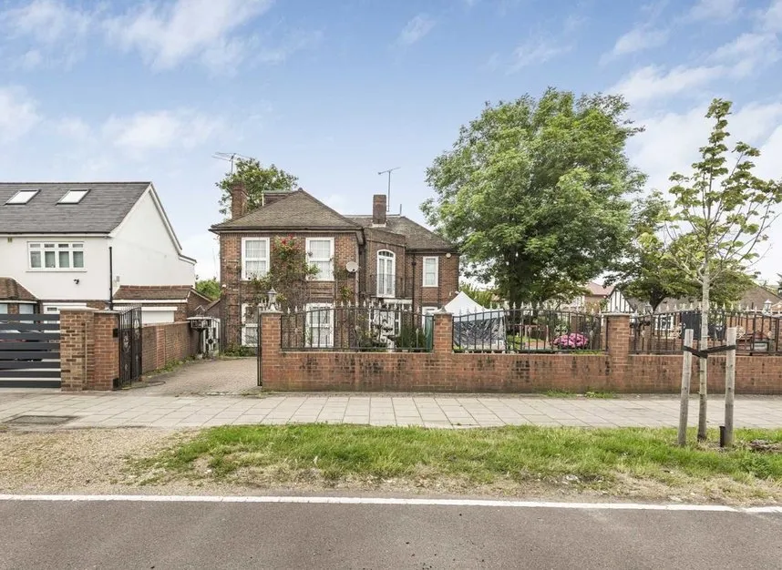 7 bed house for sale — Great West Road, Hounslow, TW5