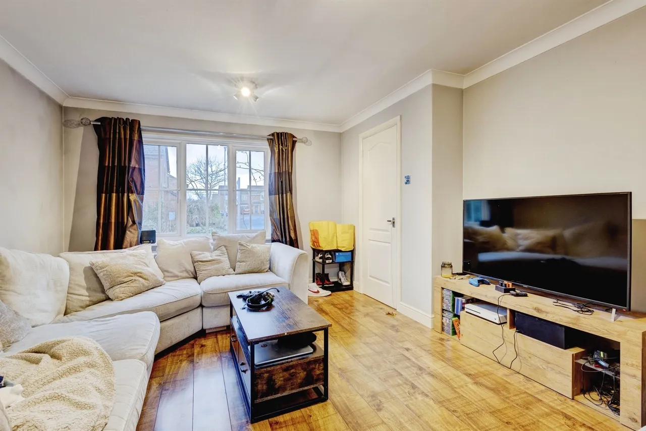 Casterbridge Court, Hardingstone, NN4, photo 4