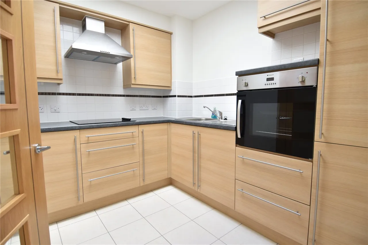 Hanbury Road, Droitwich, Worcestershire, WR9 8GD, photo 3