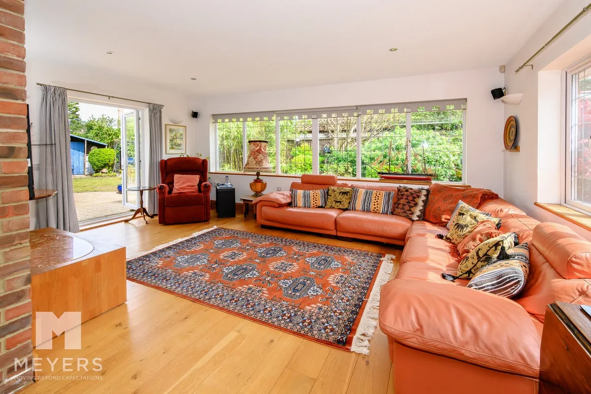 Cedar Avenue, St. Leonards, BH24, photo 4