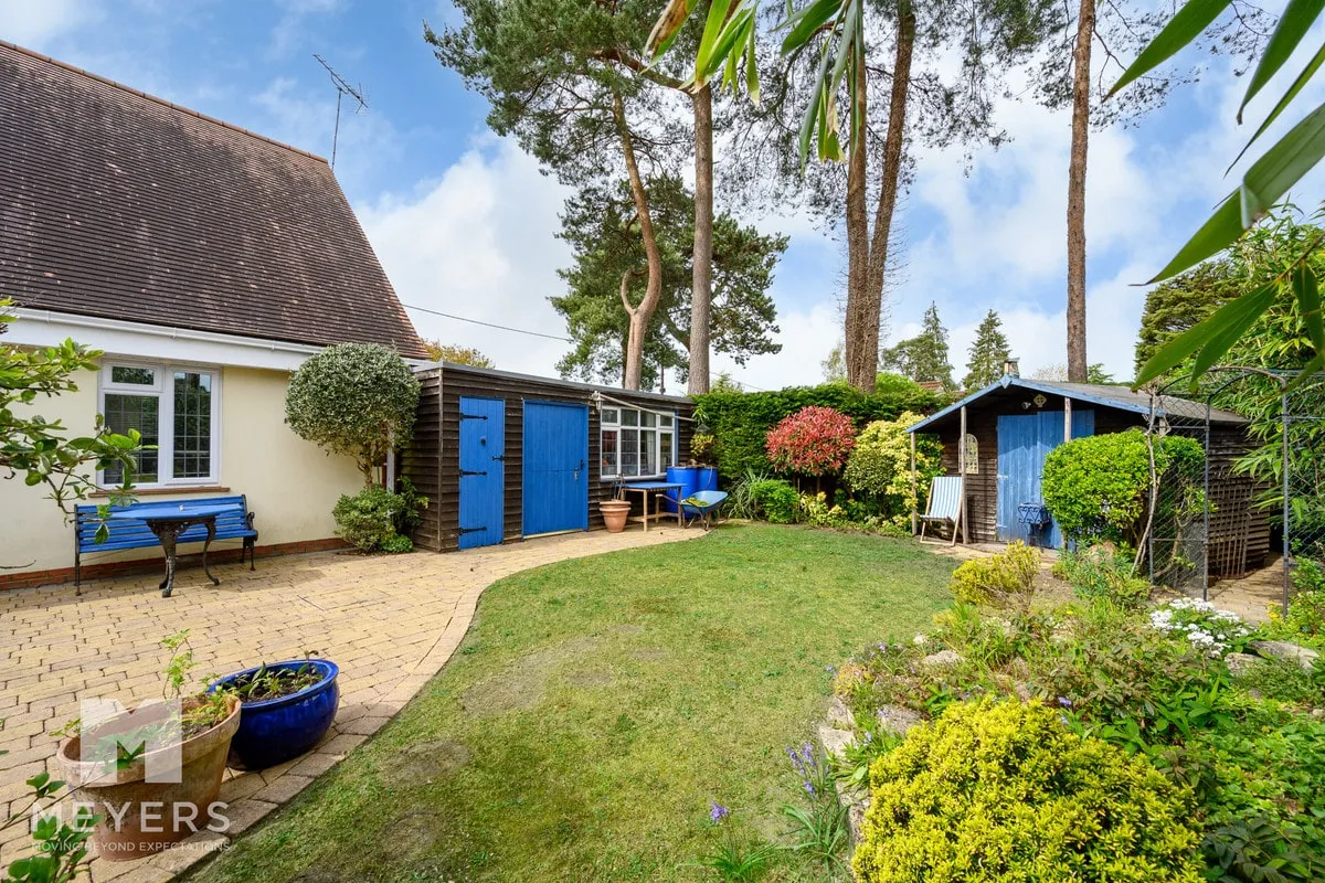 Cedar Avenue, St. Leonards, BH24, photo 30