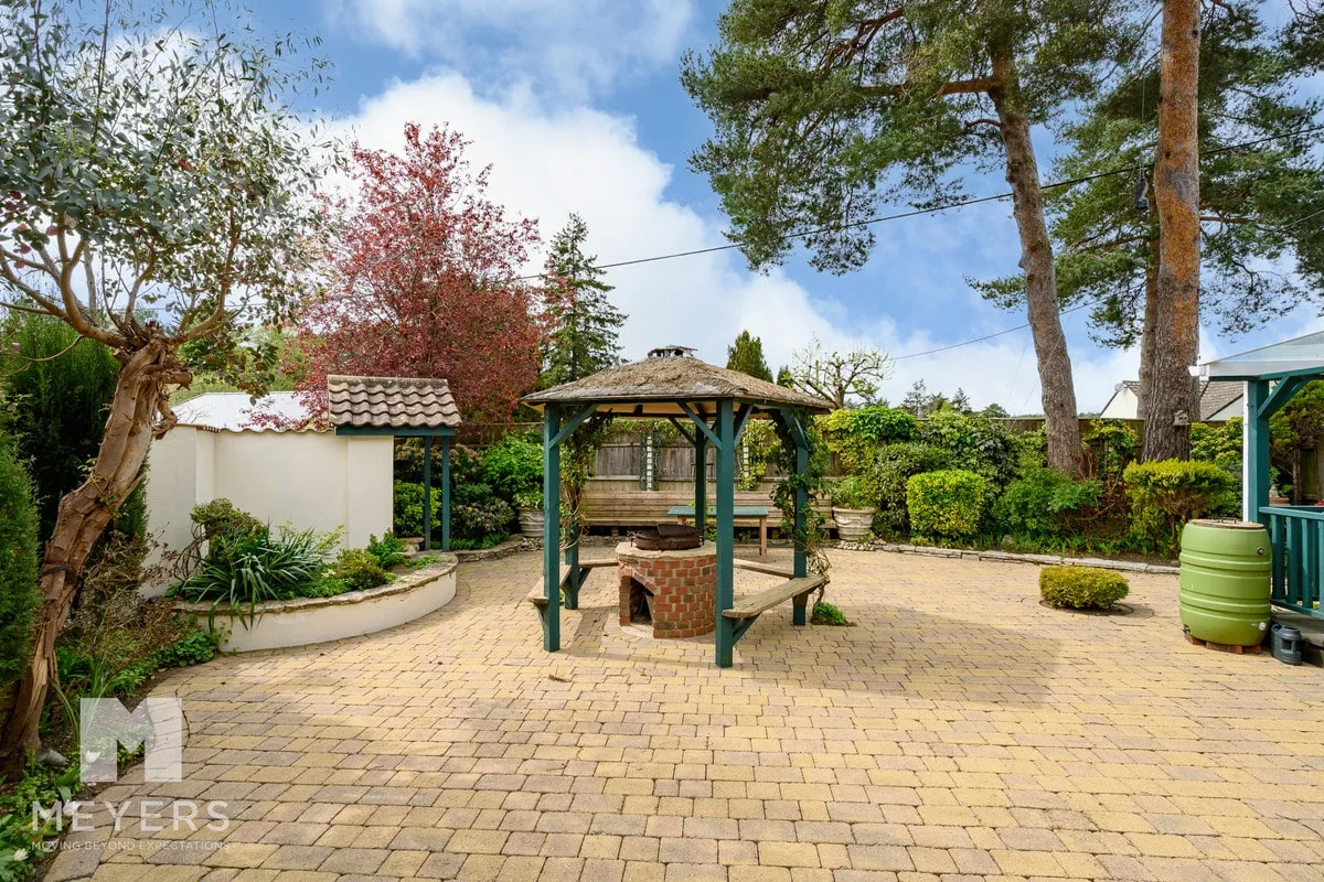 Cedar Avenue, St. Leonards, BH24, photo 26