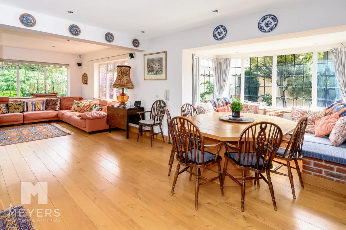 Cedar Avenue, St. Leonards, BH24, photo 9