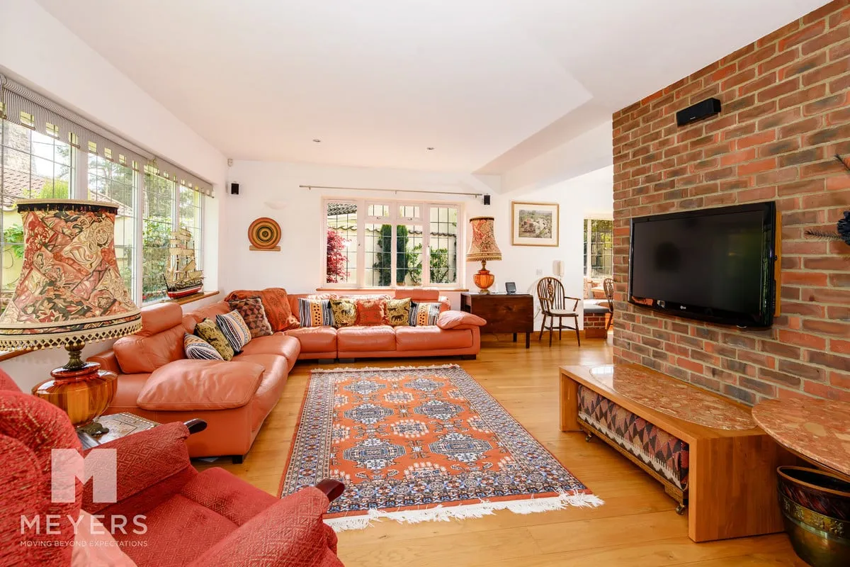 Cedar Avenue, St. Leonards, BH24, photo 10