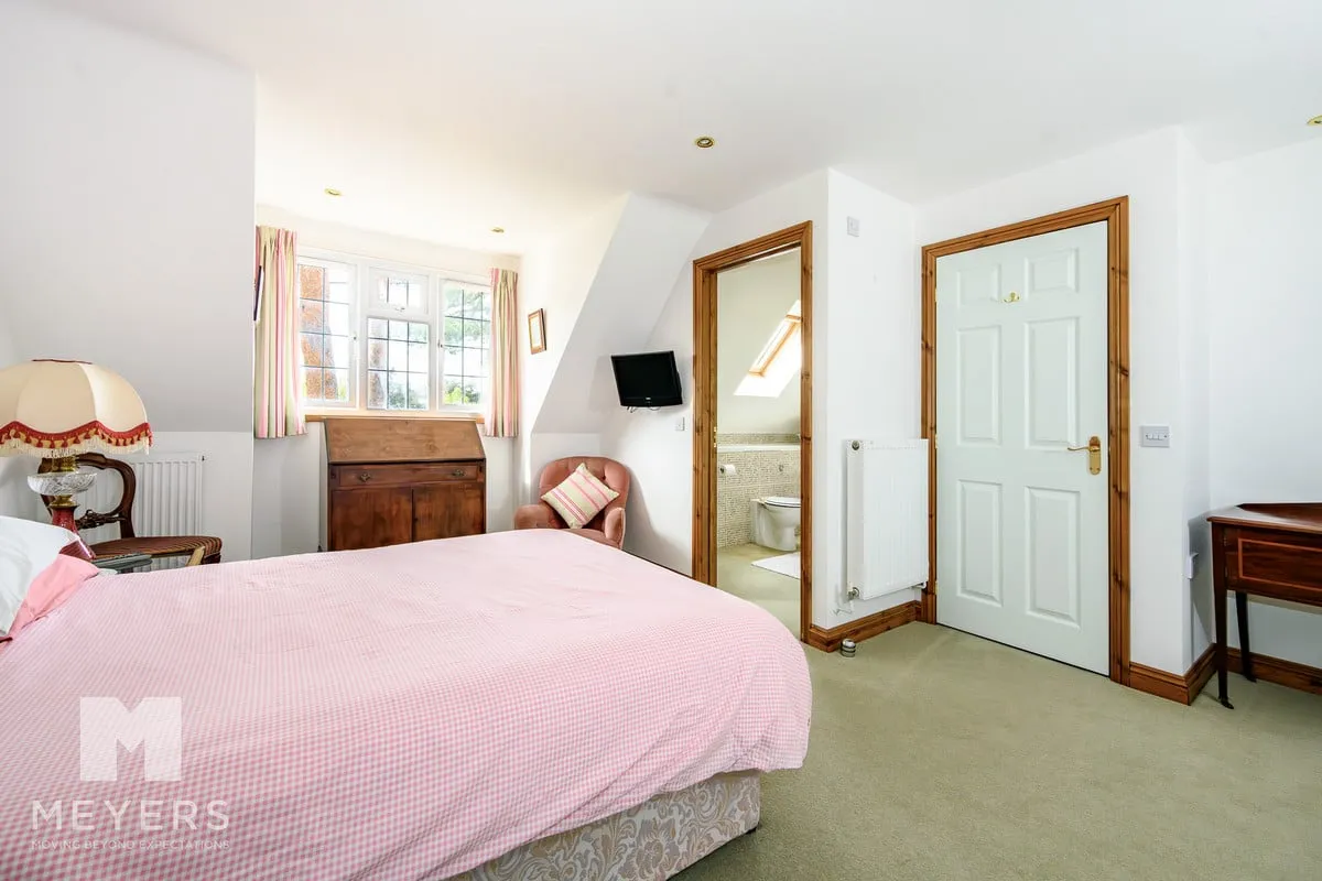 Cedar Avenue, St. Leonards, BH24, photo 20