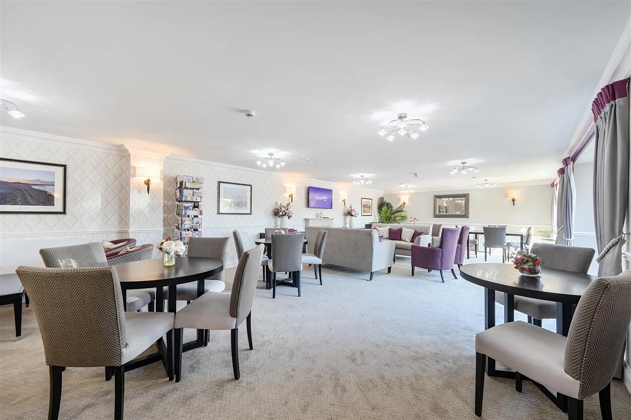 North Close, Lymington, SO41, photo 11