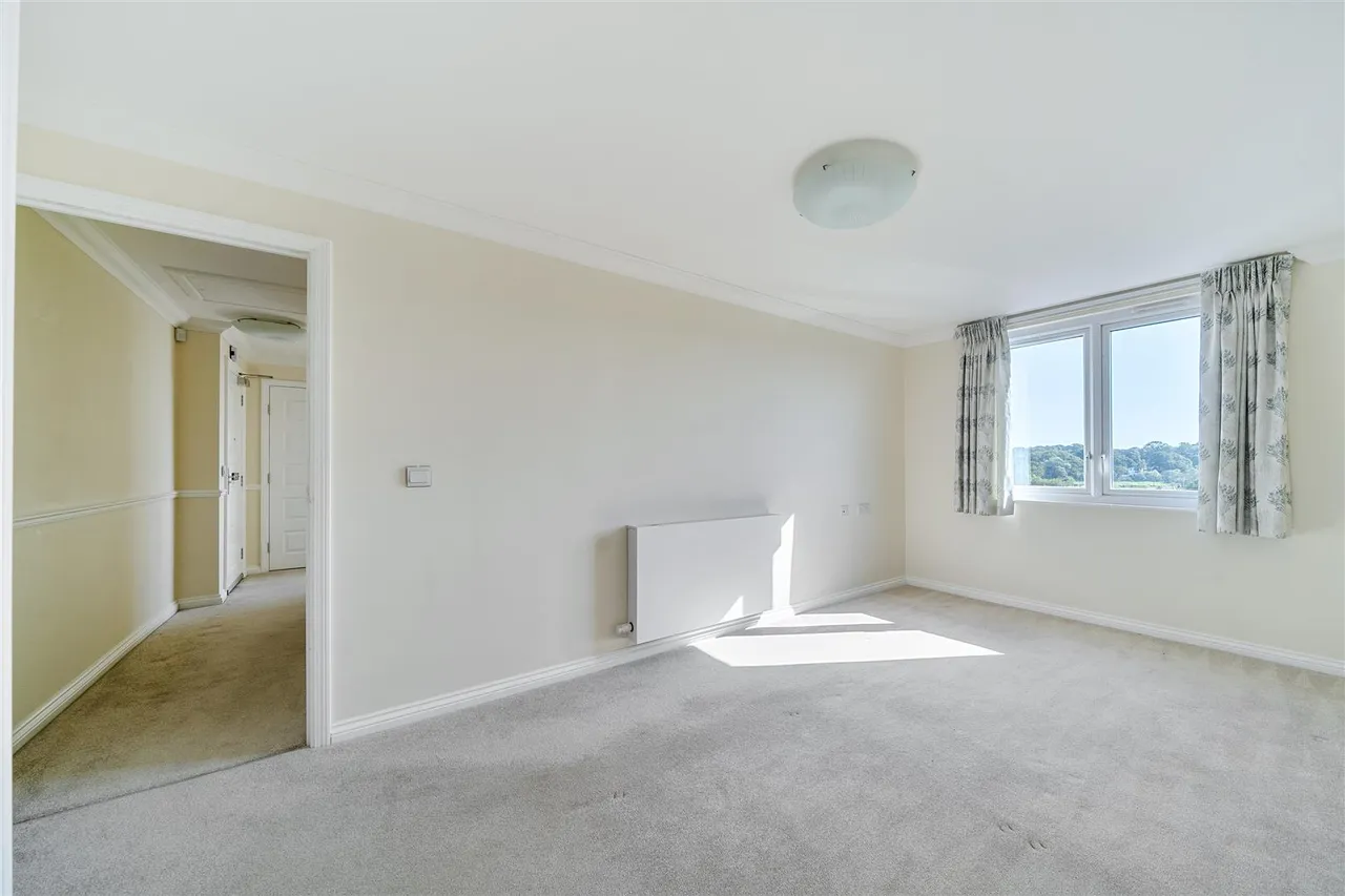 North Close, Lymington, SO41, photo 8