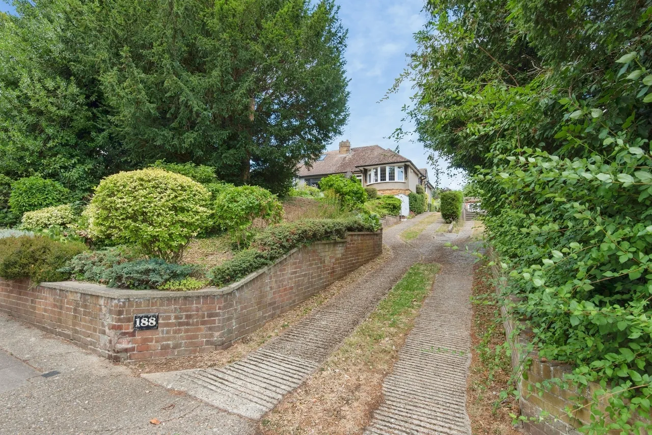 Whitehill Road, Hitchin, Hertfordshire, SG4, photo 24