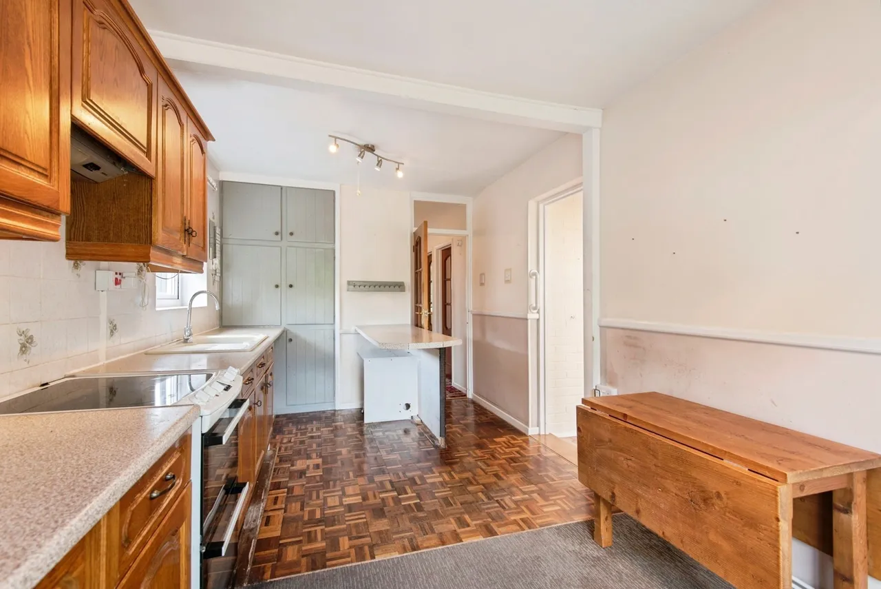 Whitehill Road, Hitchin, Hertfordshire, SG4, photo 17