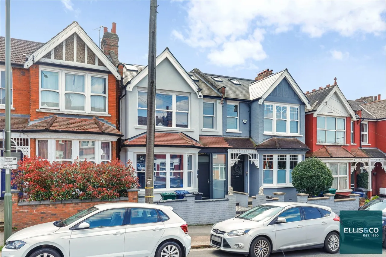 Nether Street, Woodside Park, N12, photo 28