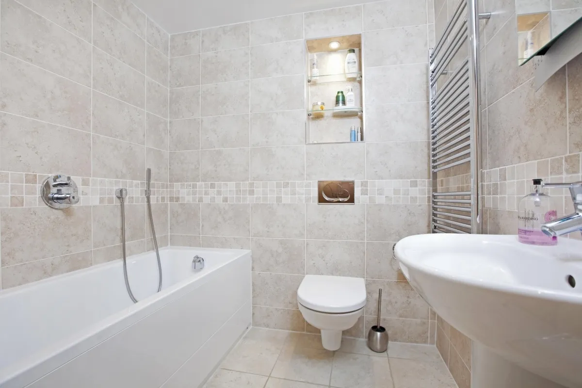 Shoppenhangers Road Maidenhead SL6, photo 9