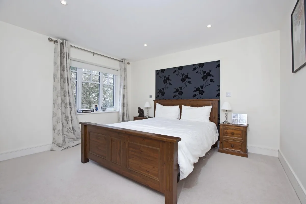 Shoppenhangers Road Maidenhead SL6, photo 11