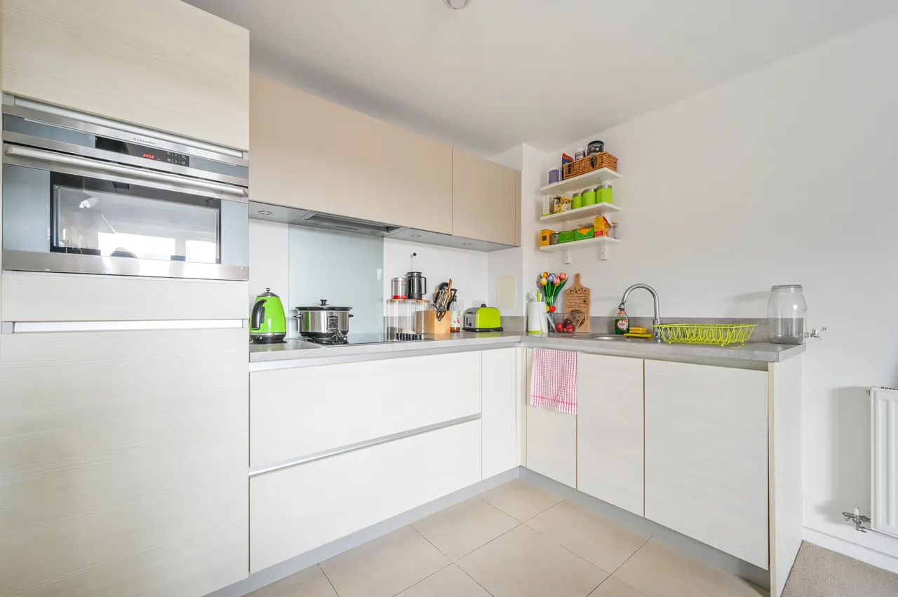 7 Callisto Court, 108 Hammersley Road, London, photo 3