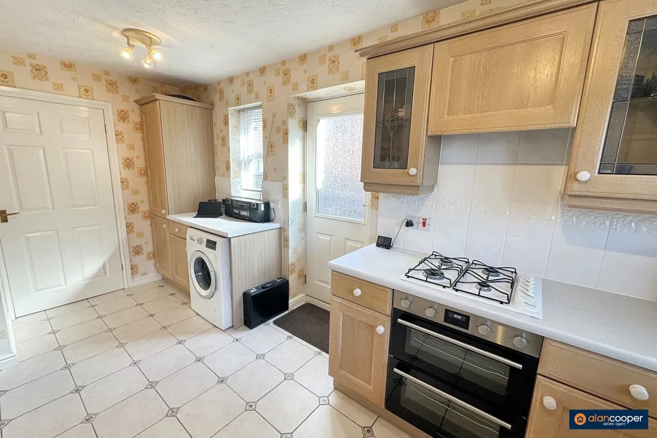 Upton Drive, Maple Park, CV11, photo 7
