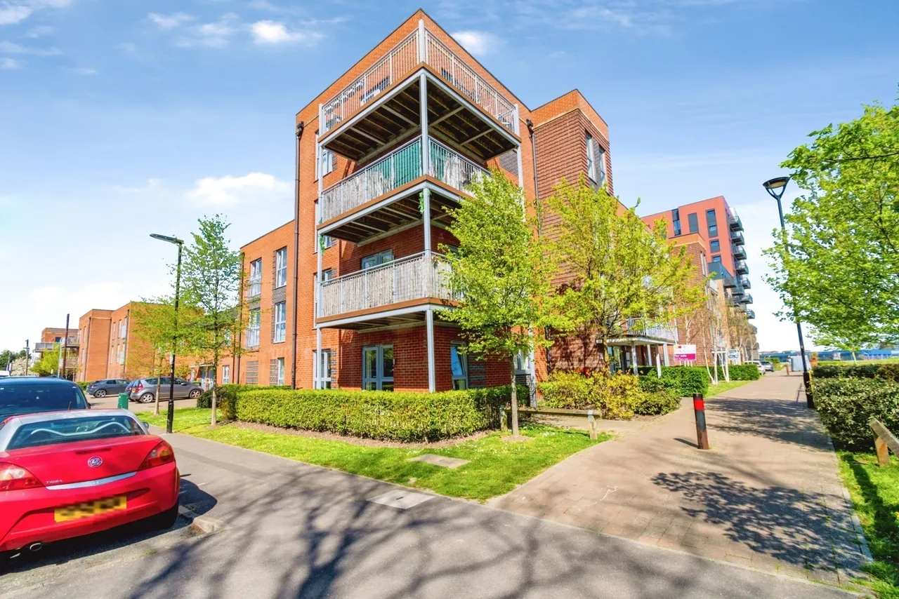 2 bed flat for sale, Meridian Way, Southampton, SO14