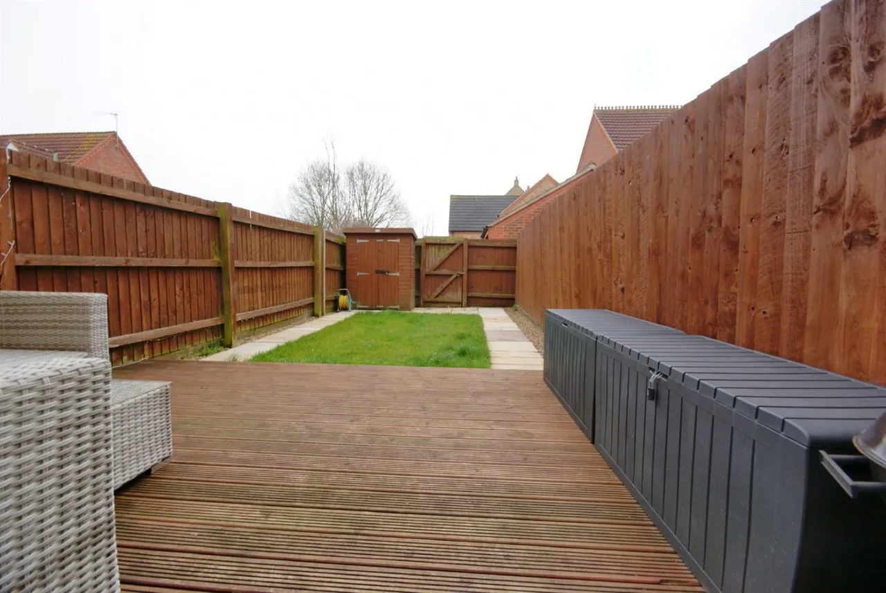 Squirrel Chase , Witham St Hughs, photo 12