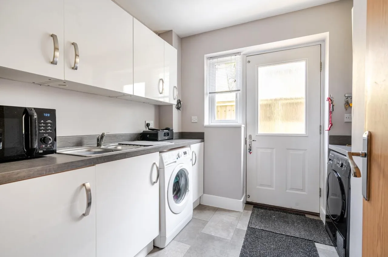 Avenue De Gien, Malmesbury, SN16, photo 8