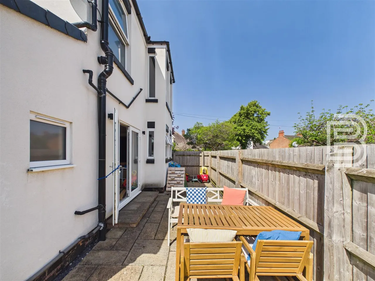 Dunsmore Avenue, Rugby, photo 16