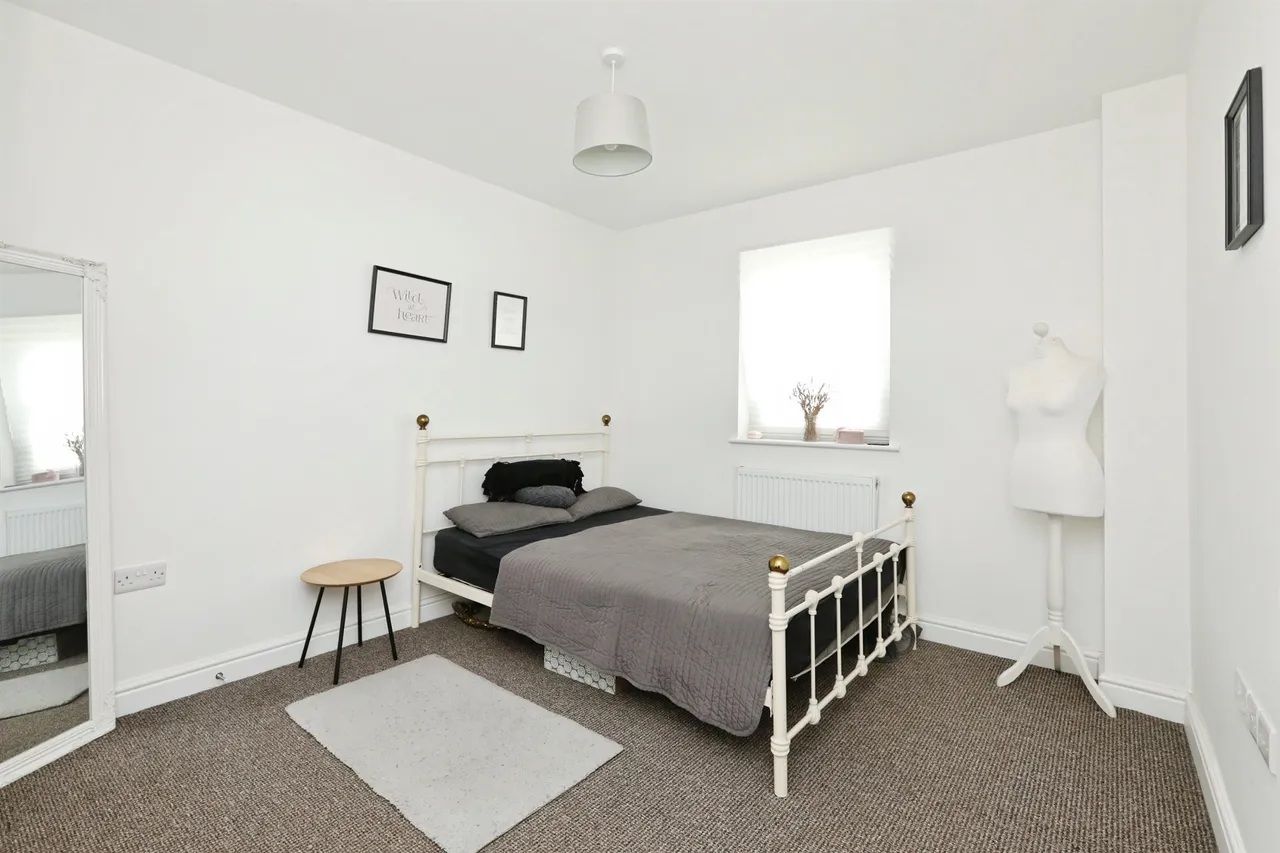 Briars Lane, Stainforth, DN7, photo 9