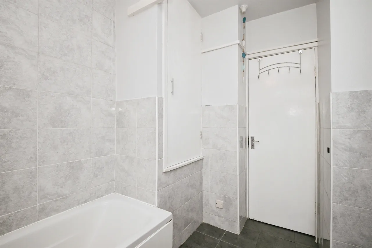 Amberry Court, Harlow, CM20, photo 8