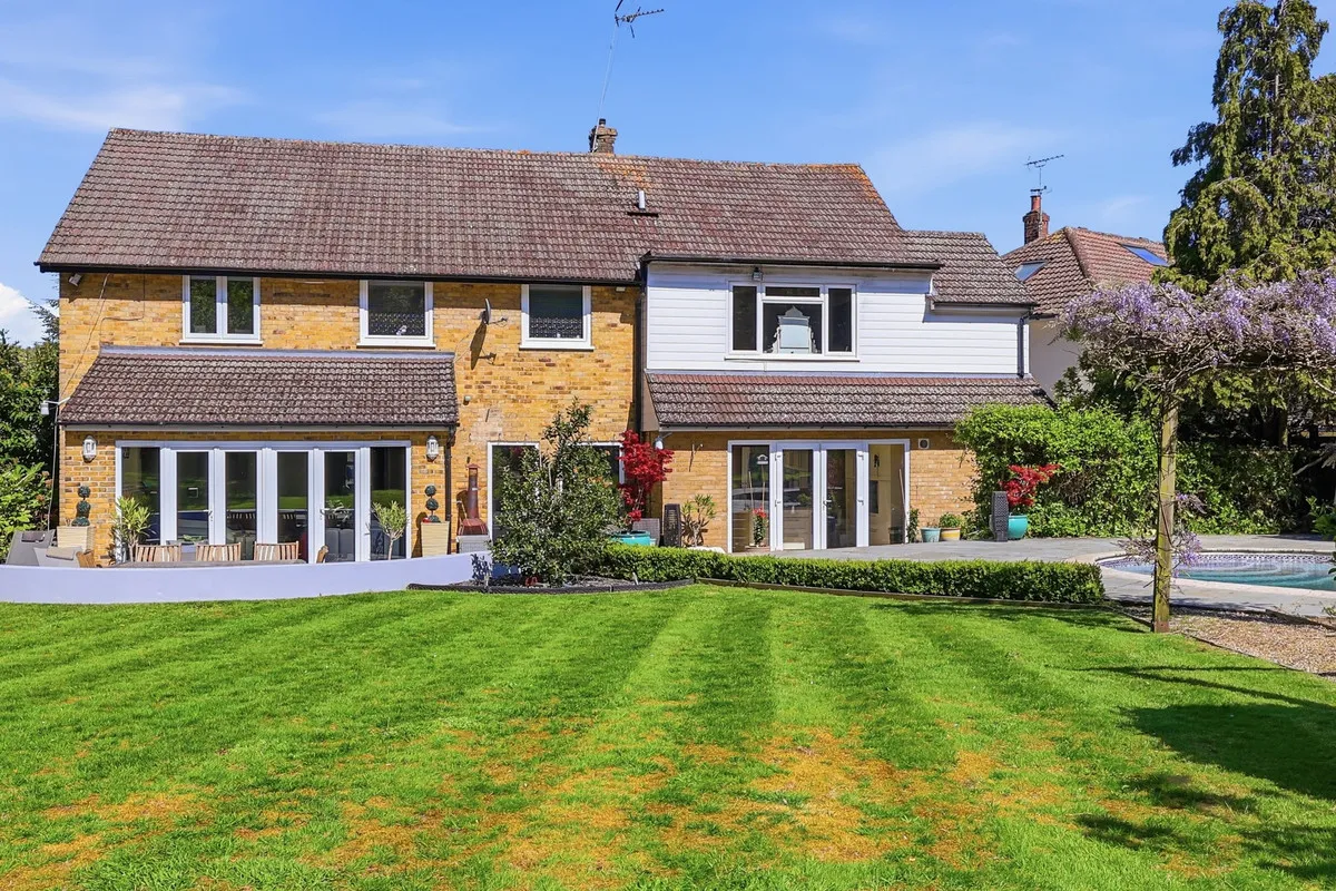 4 bed house for sale, Ripley View, Loughton, IG10