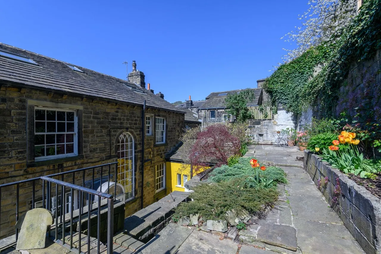 Southcliffe House, HebdenBridge, HX7, photo 45