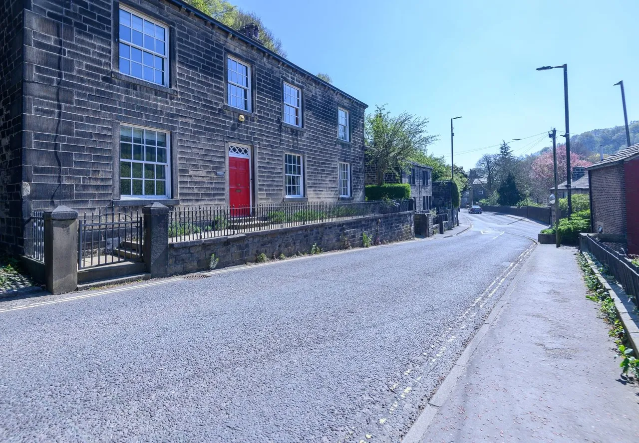 Southcliffe House, HebdenBridge, HX7, photo 56