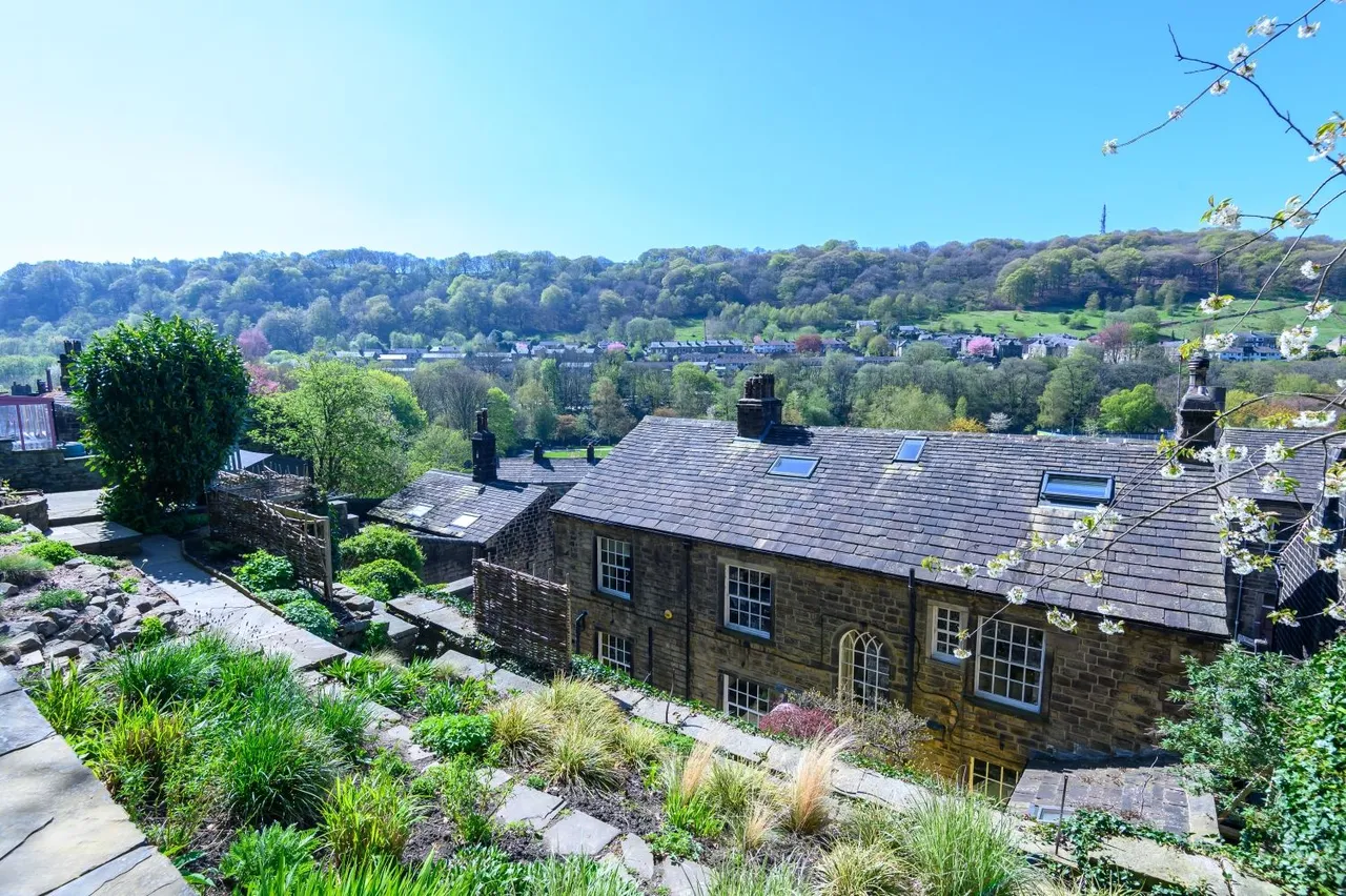 Southcliffe House, HebdenBridge, HX7, photo 54
