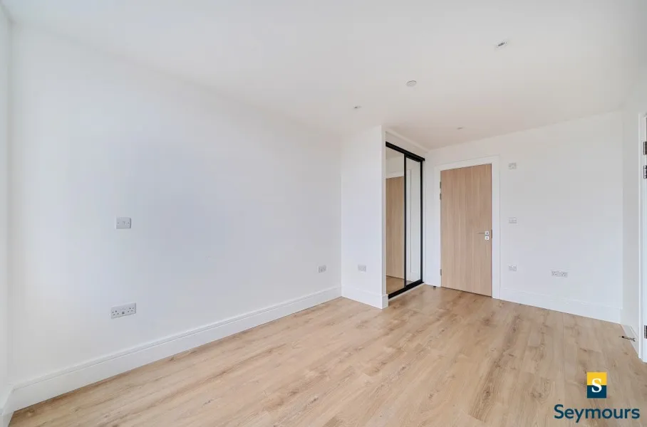 Pyrcroft Road, Chertsey, KT16, photo 6