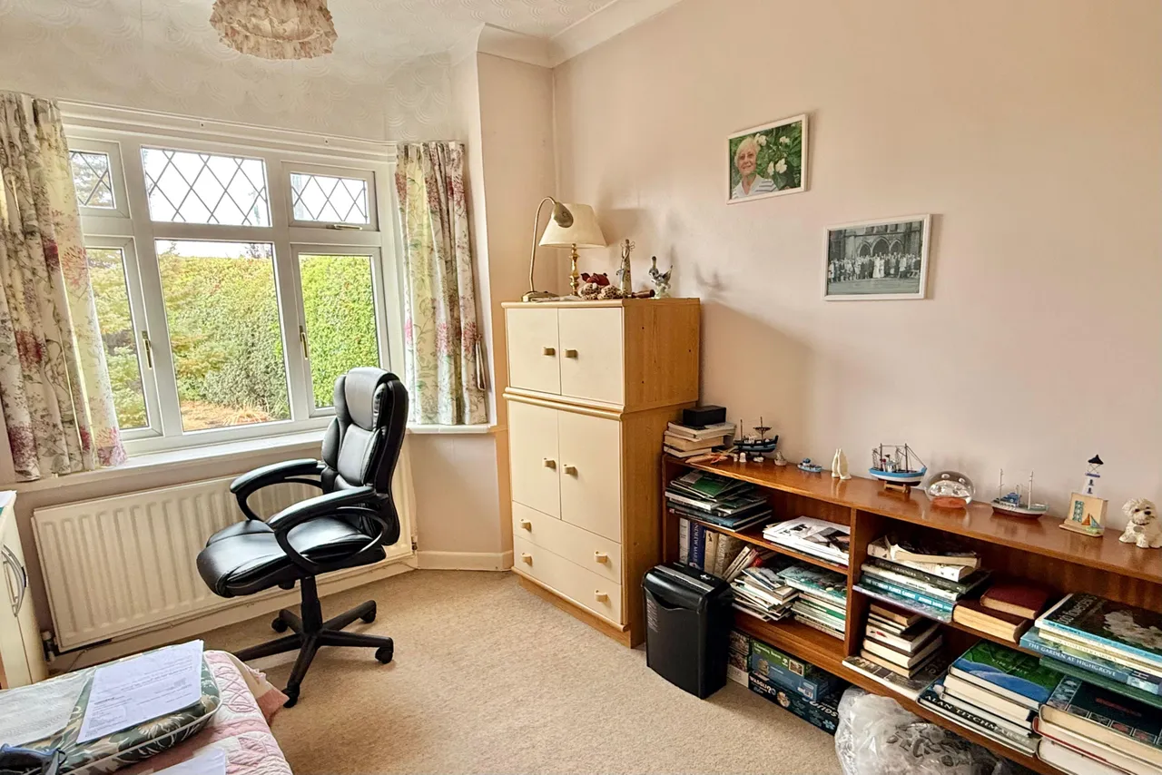 Hampton Drive, Ringwood, BH24, photo 8