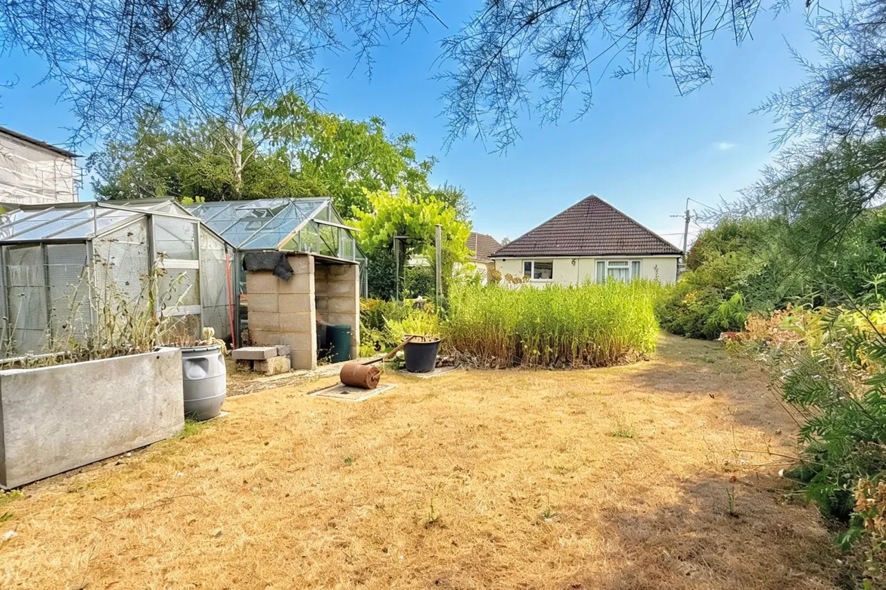 Hampton Drive, Ringwood, BH24, photo 3