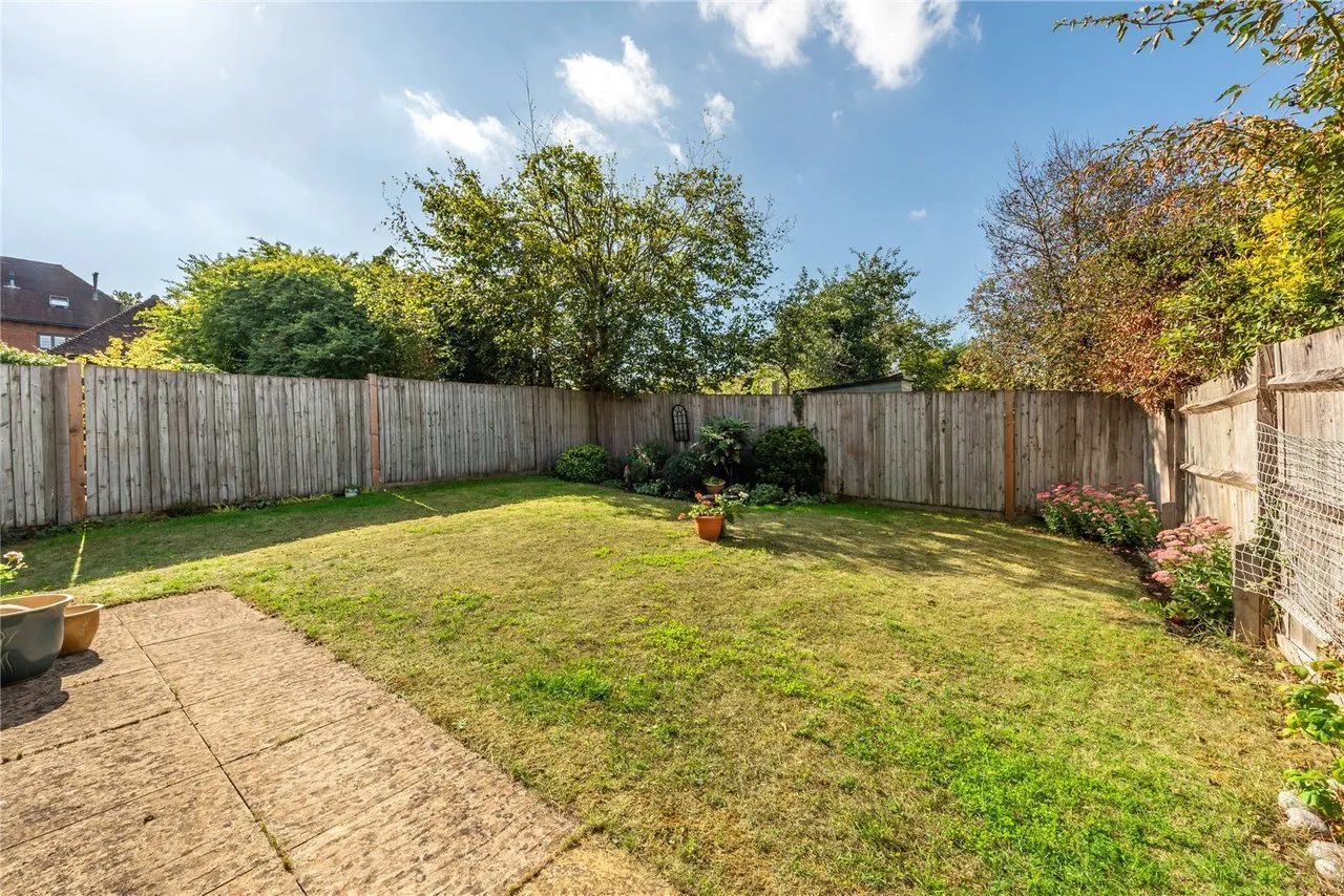 Ashurst Place, Dorking, RH4, photo 4