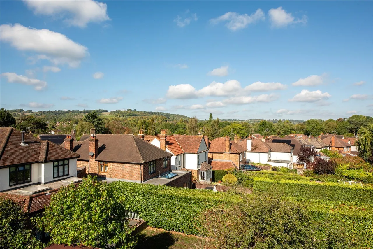 Ashurst Place, Dorking, RH4, photo 18