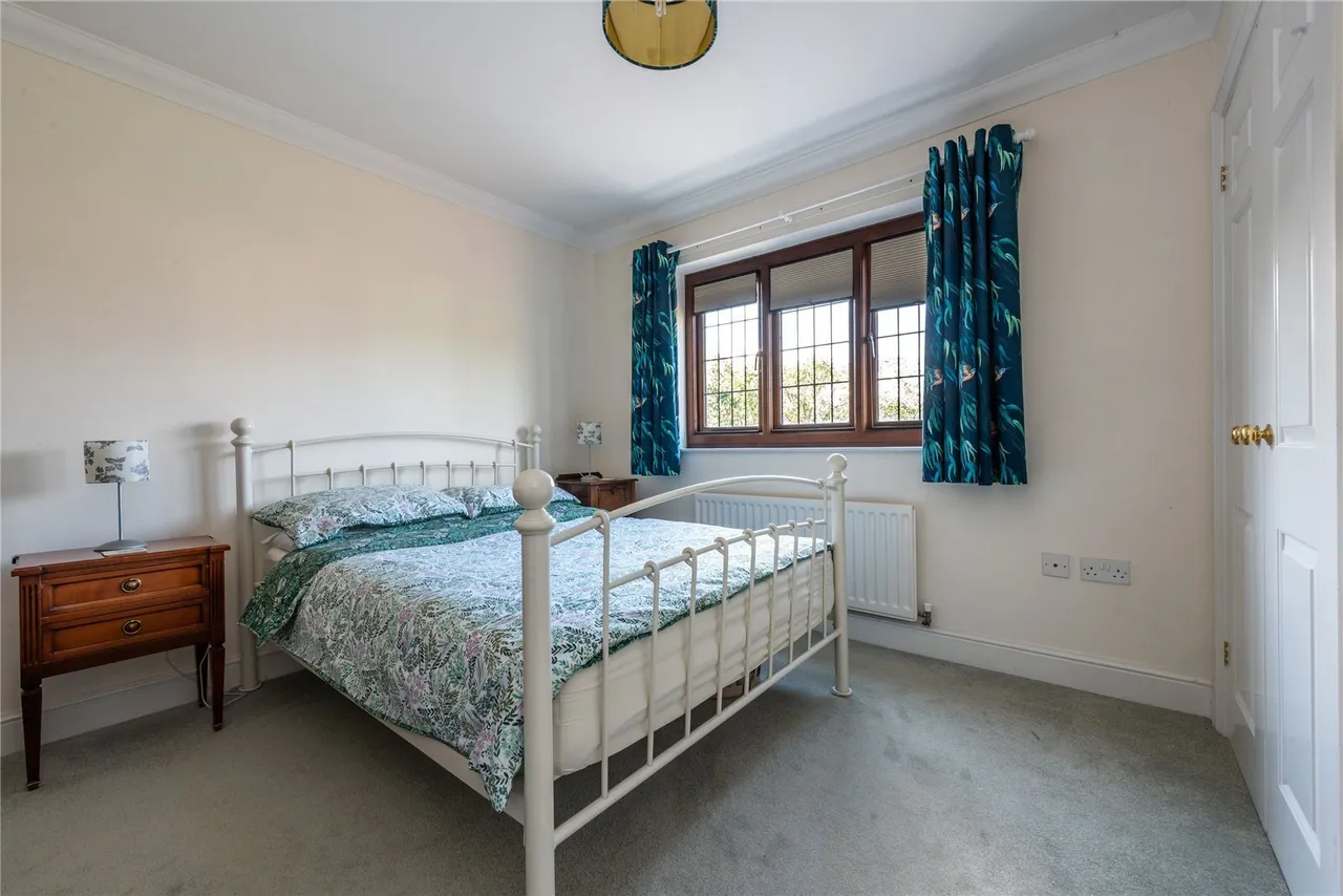 Ashurst Place, Dorking, RH4, photo 13