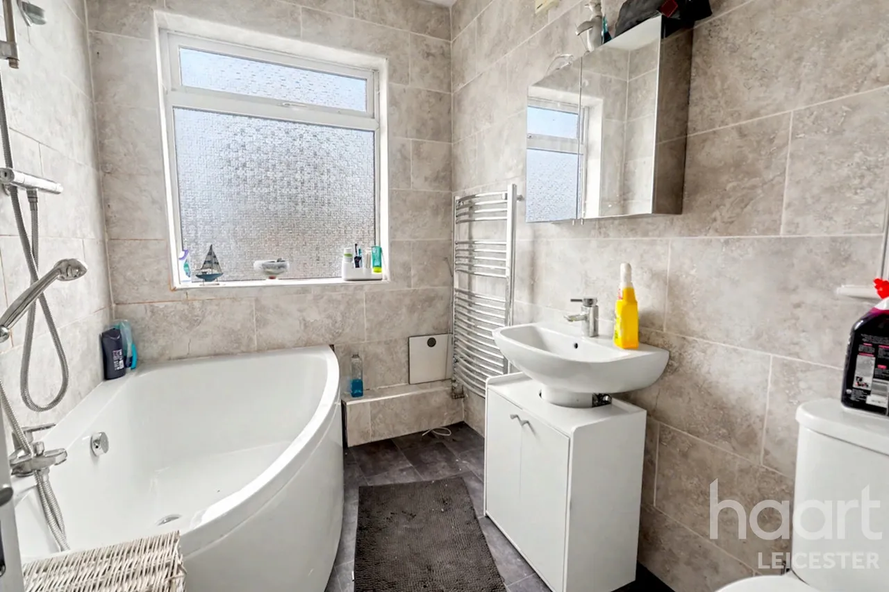 Aylestone Lane, Wigston, LE18, photo 9