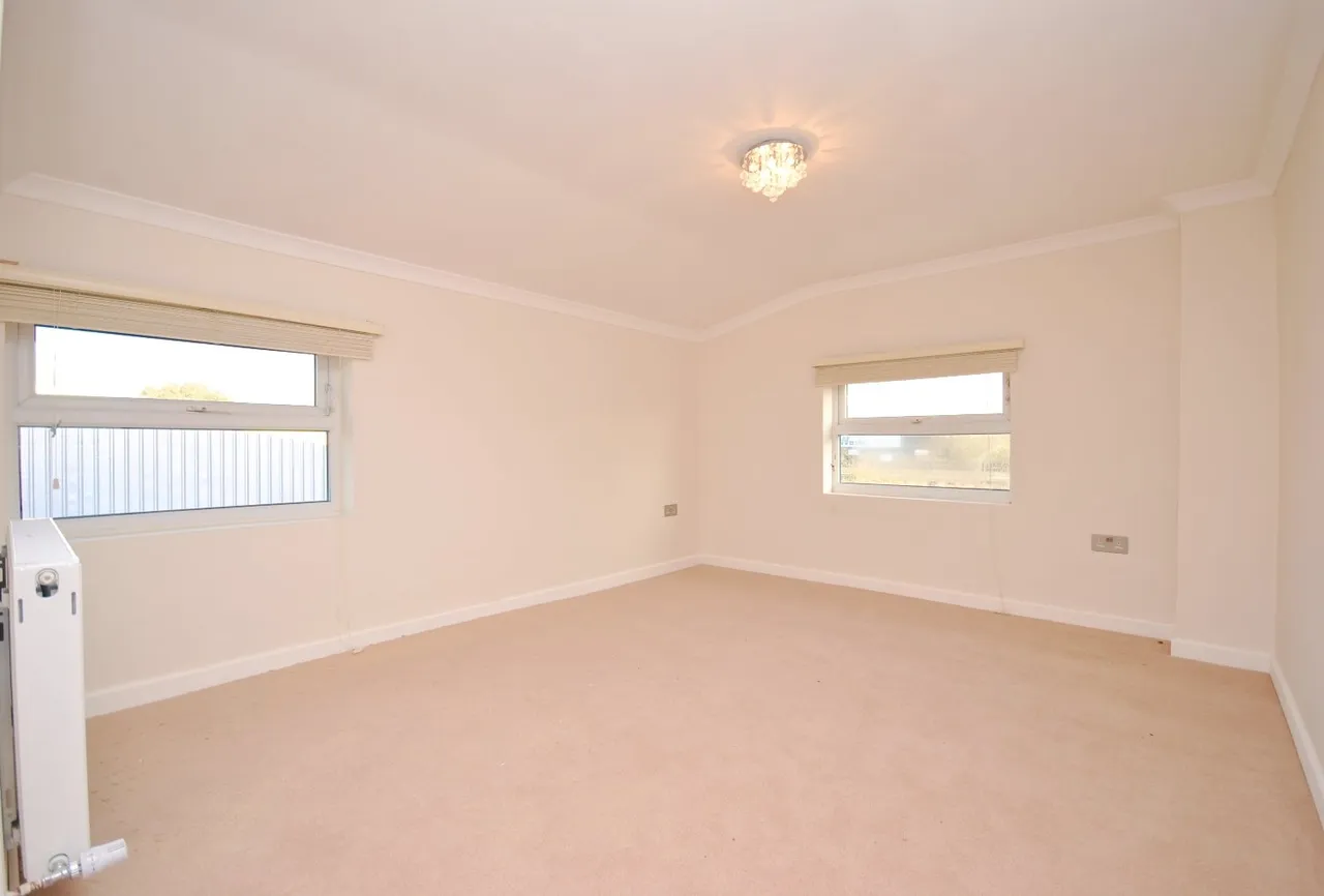 Ilderton Road, London, SE15, photo 6