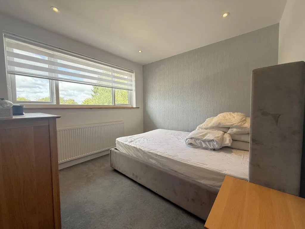 Lavender Place, Carterton, OX18, photo 9