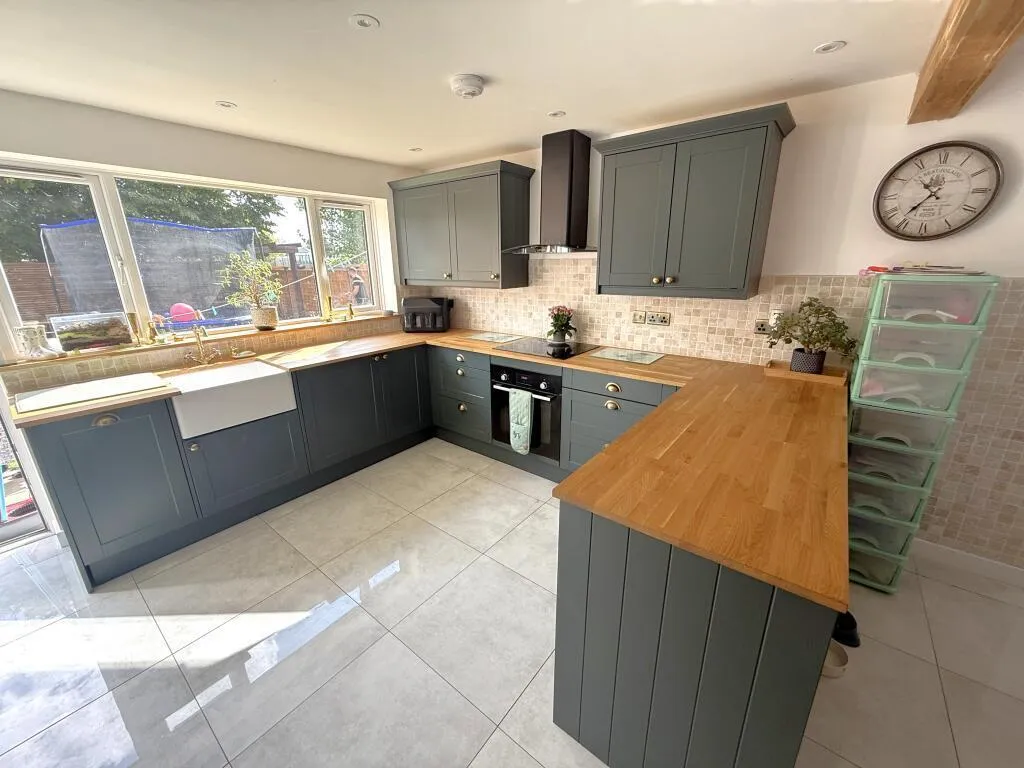 Lavender Place, Carterton, OX18, photo 2