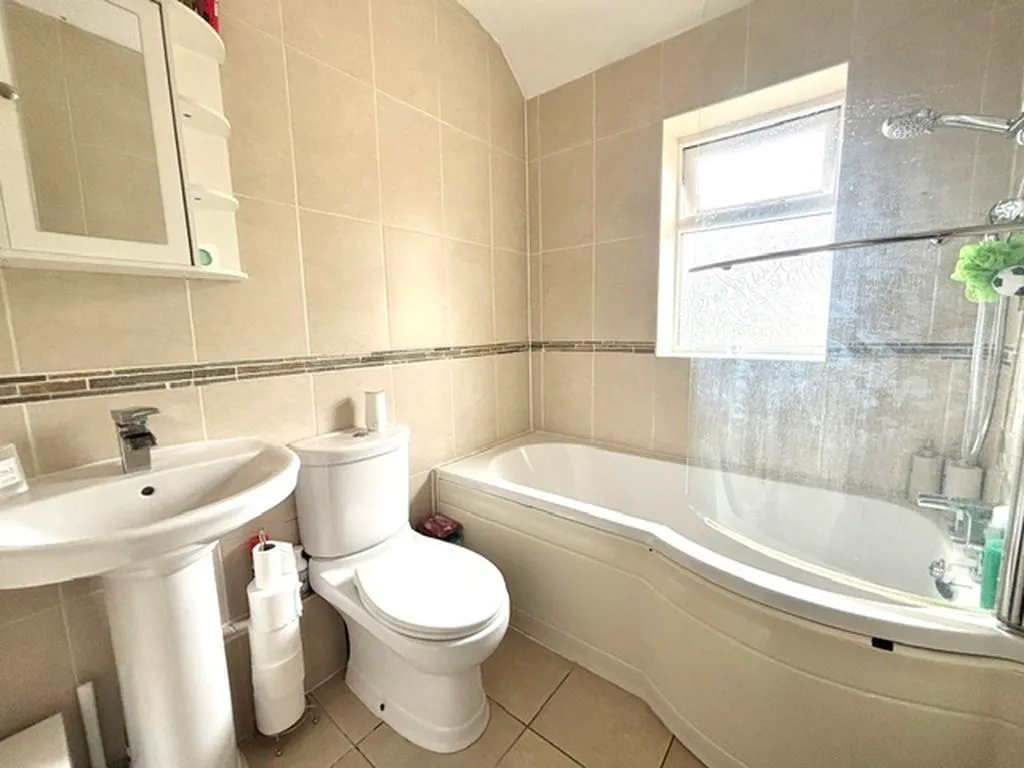 Queslett Road, Great Barr, B43, photo 12