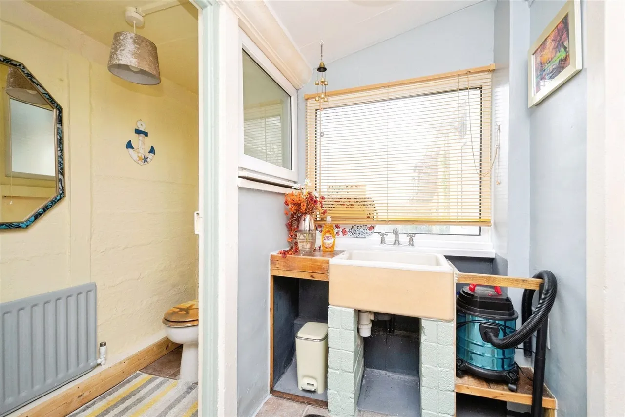 Vivian Road, Bodmin, PL31, photo 14