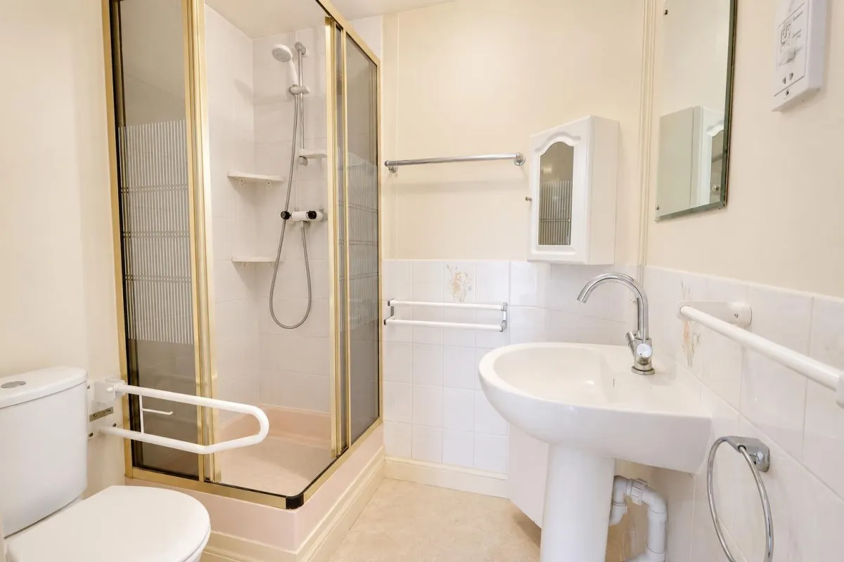 Glebe Farm Court, Up Hatherley, GL51, photo 7