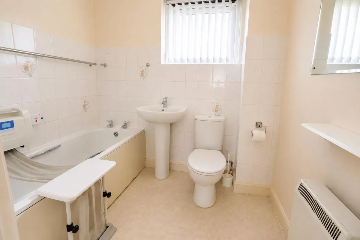 Glebe Farm Court, Up Hatherley, GL51, photo 10