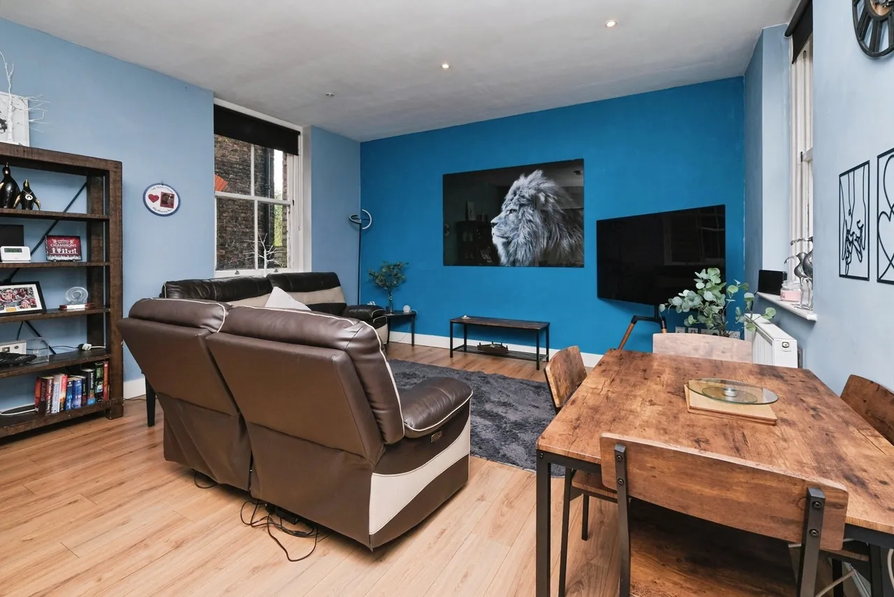 New Hall, Liverpool, L10, photo 5