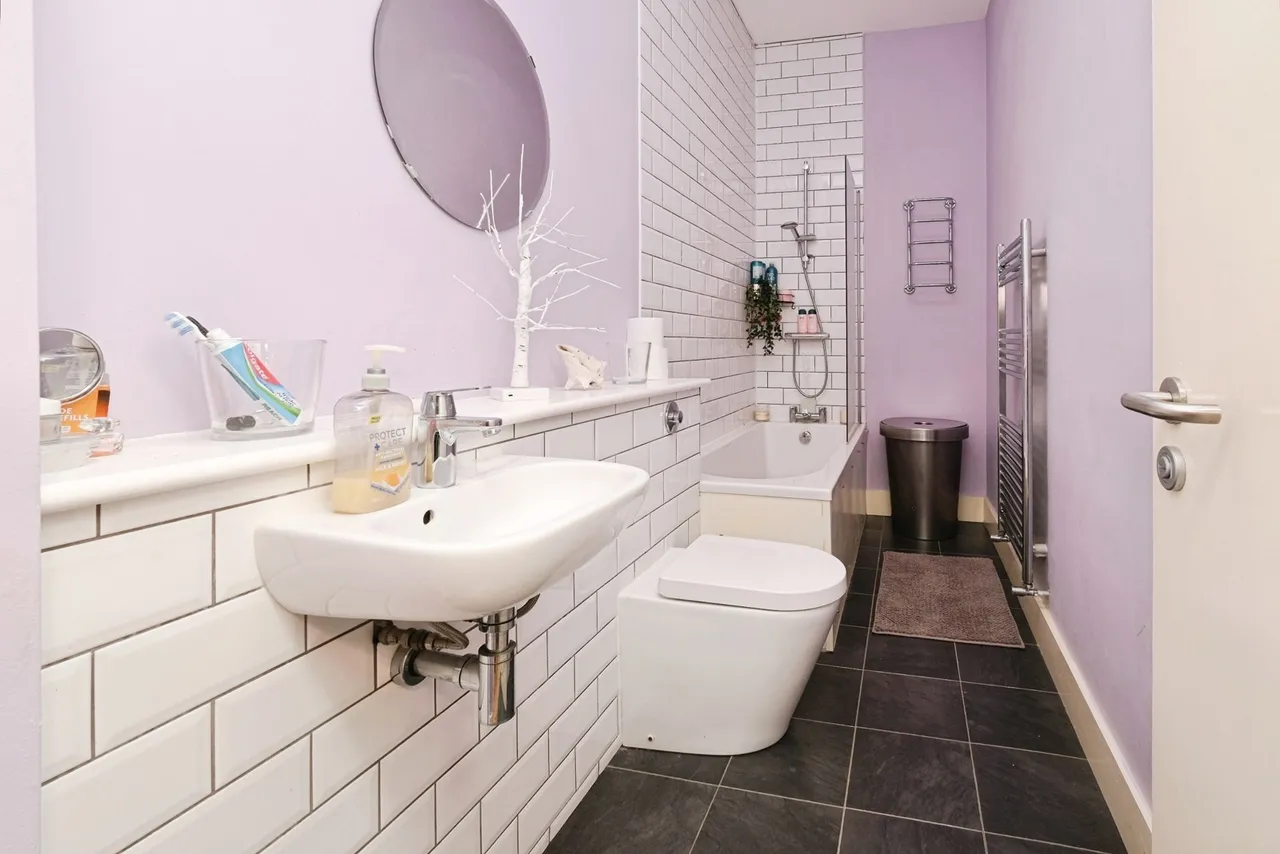 New Hall, Liverpool, L10, photo 18