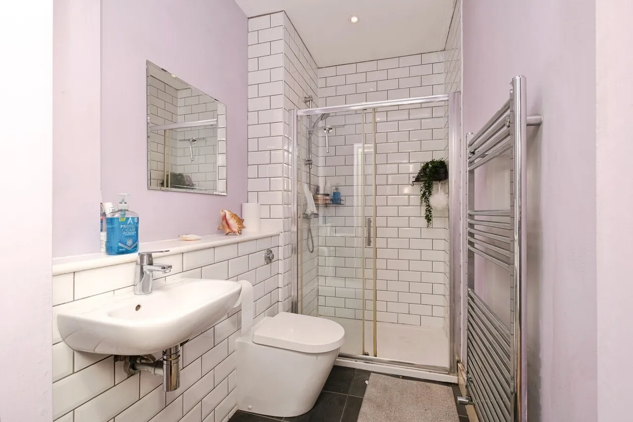 New Hall, Liverpool, L10, photo 11