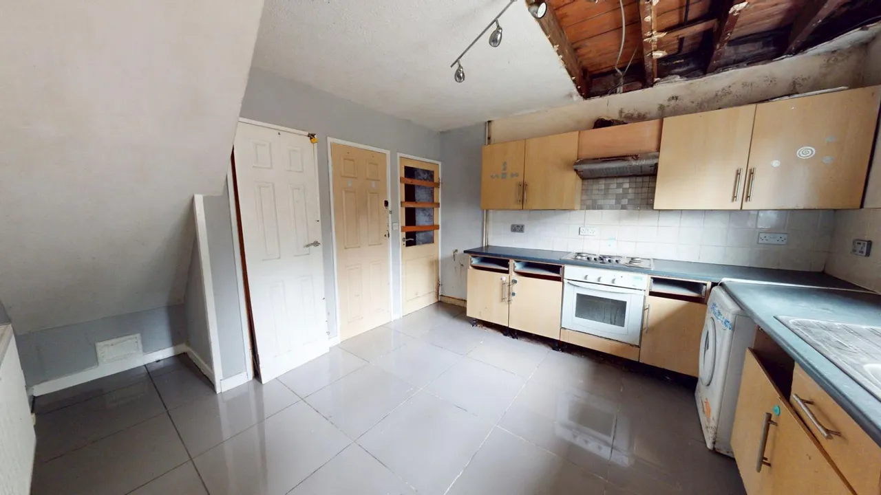 Waverton Road, Stoke-On-Trent, ST2, photo 4