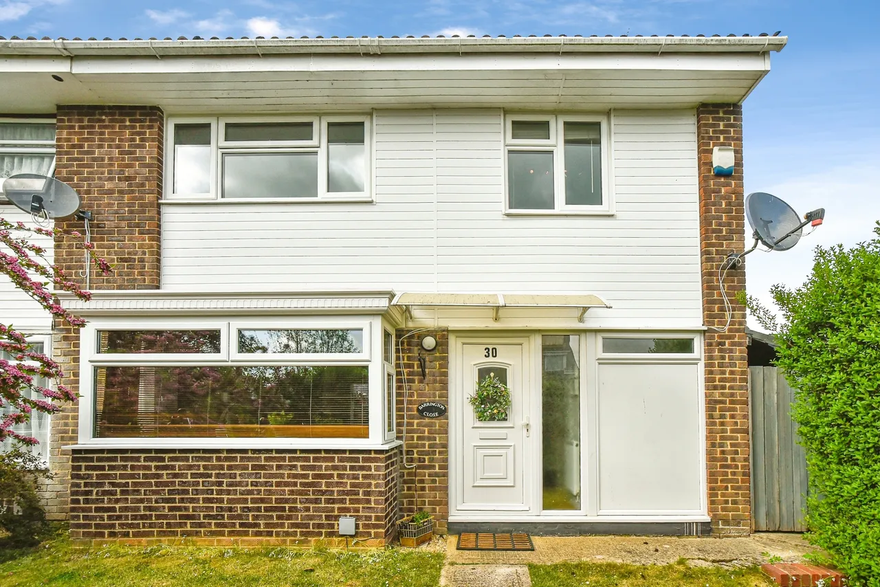 Barrington Close, Liden, SN3, photo 20